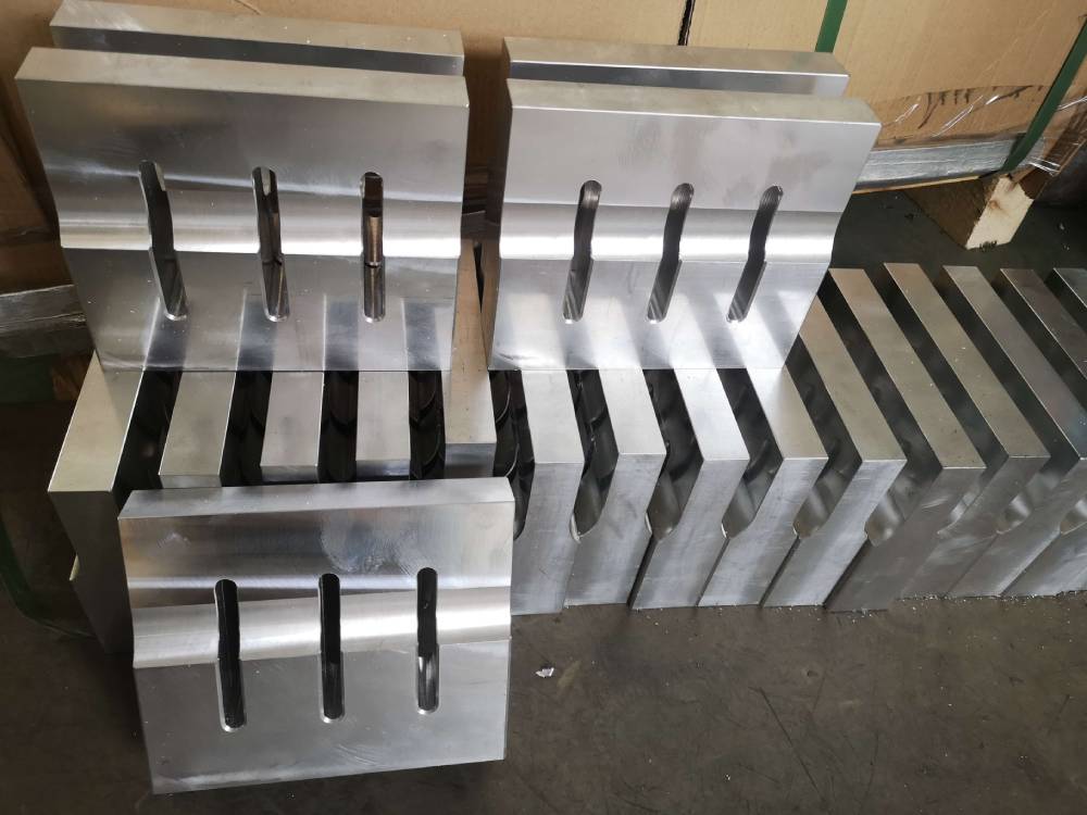 超声波模具